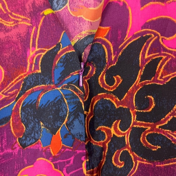 Natori Matte Satin Caftan in plum multi size XL Front Zip - Picture 2 of 7